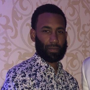 Meet your Posher, Troy